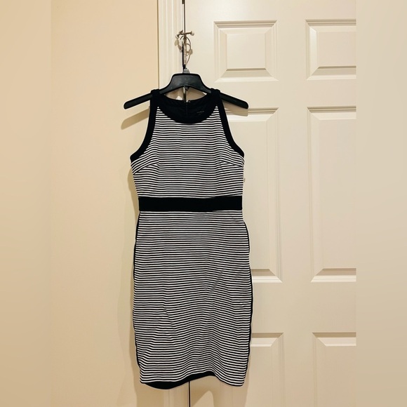 Dresses & Skirts - Ann Taylor size 8 white and navy striped dress with stretch.  Great condition!